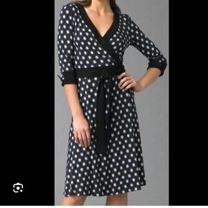 Diane Von Furstenberg Monochrome Silk Dress